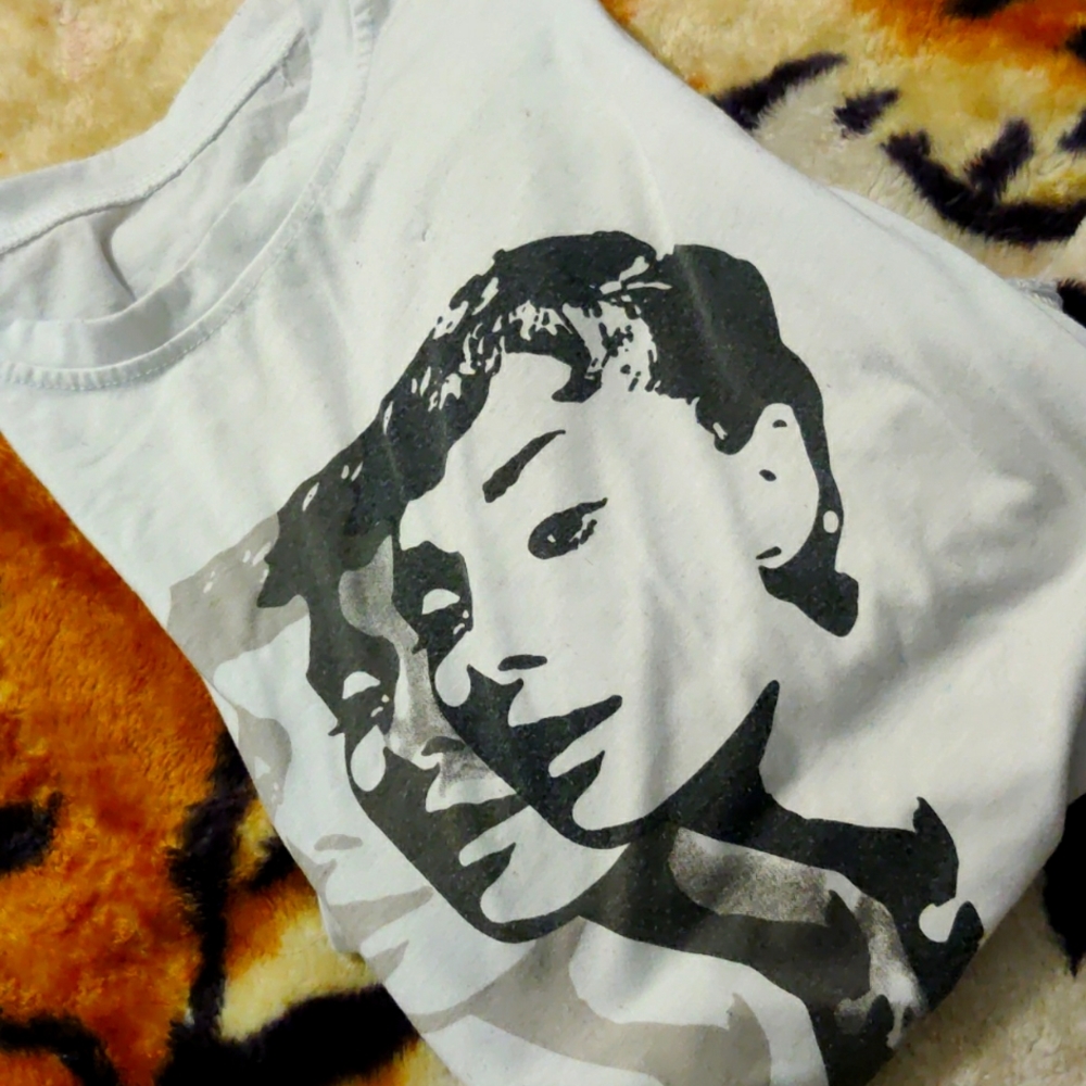 Audrey Hepburn tee